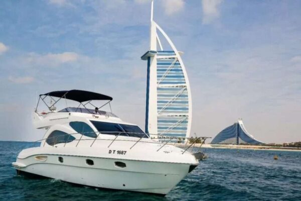VIP Private Luxury Yachts (55 Feet Max 12 Pax)